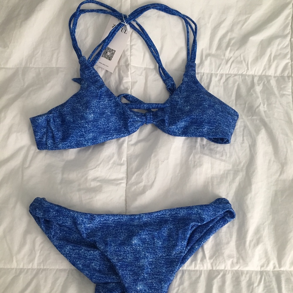 Bathing suit